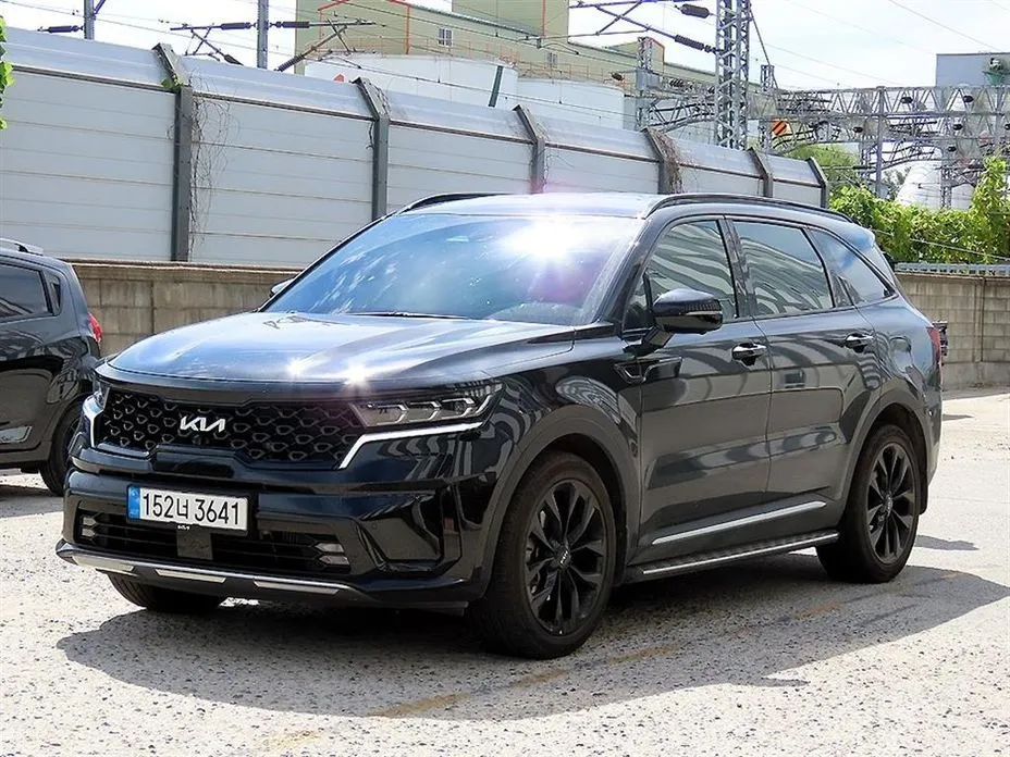 Kia Sorento — фото 5
