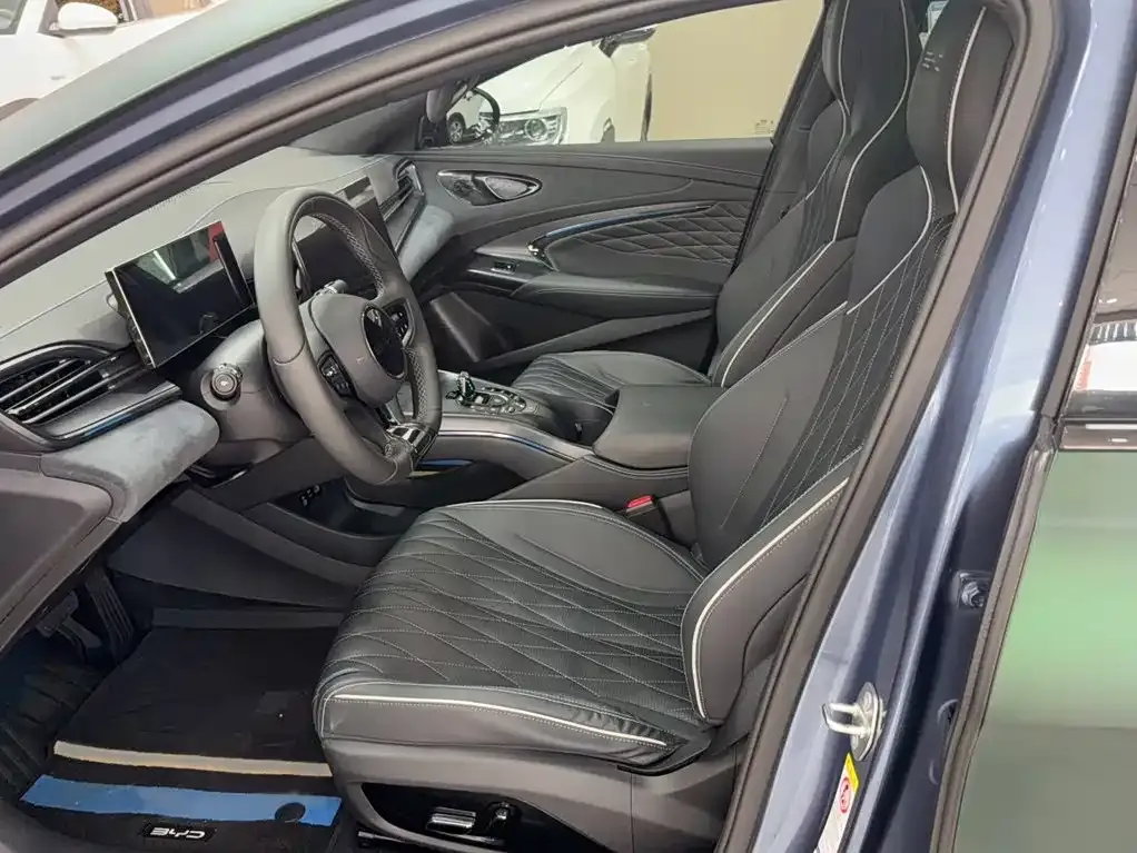 BYD Seal — фото 8