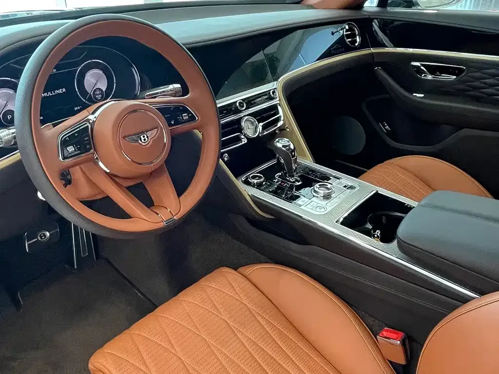 Bentley Flying Spur — фото 10