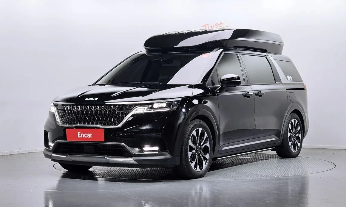 Kia Carnival — фото 1