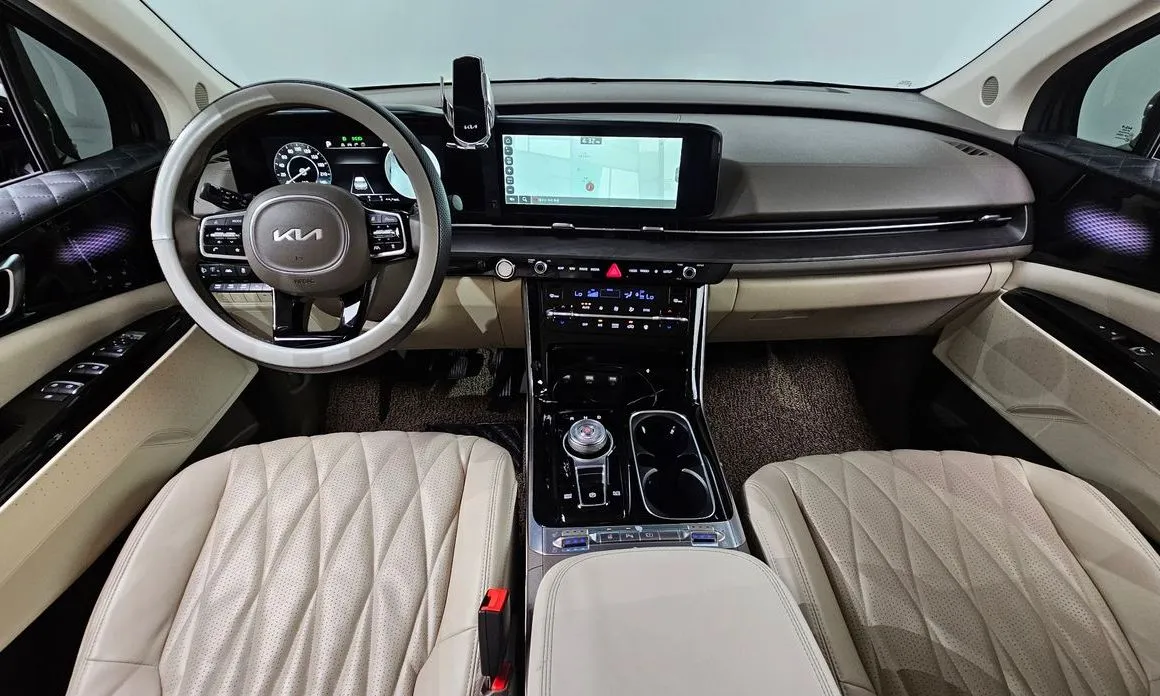 Kia Carnival — фото 4
