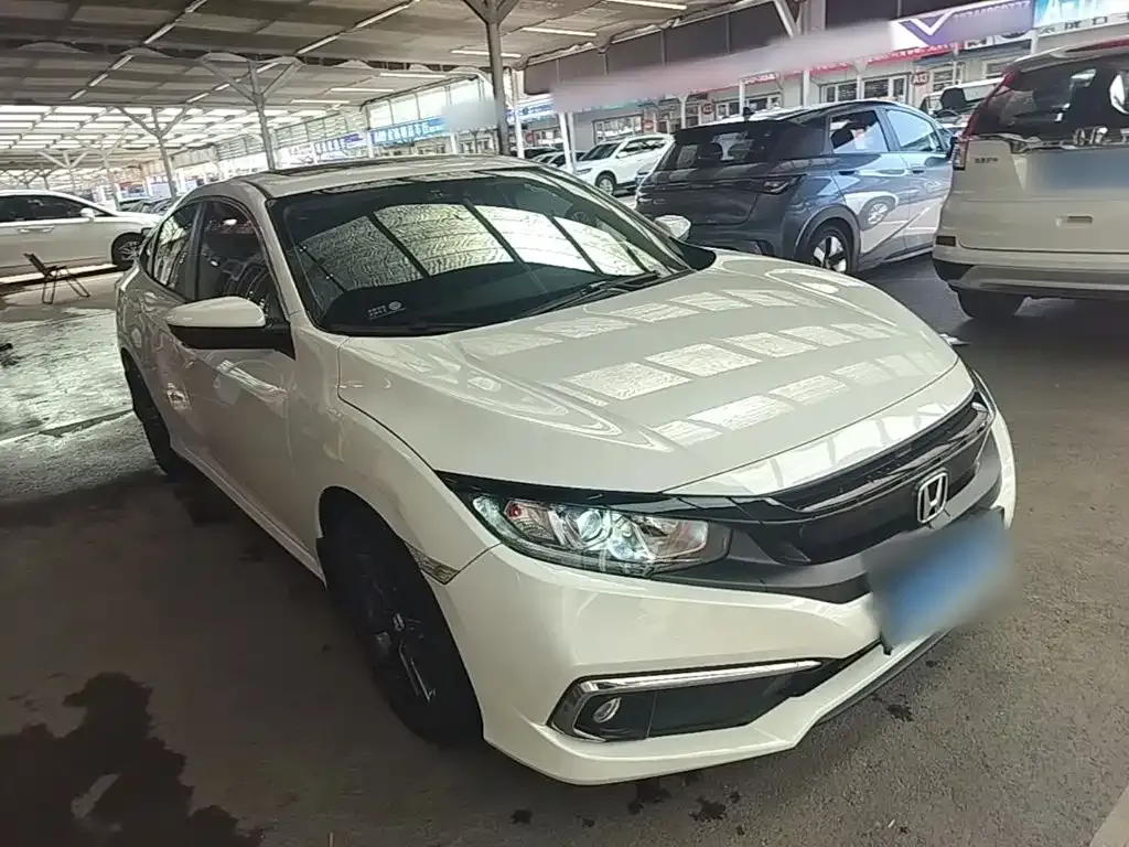 Honda Civic — фото 8