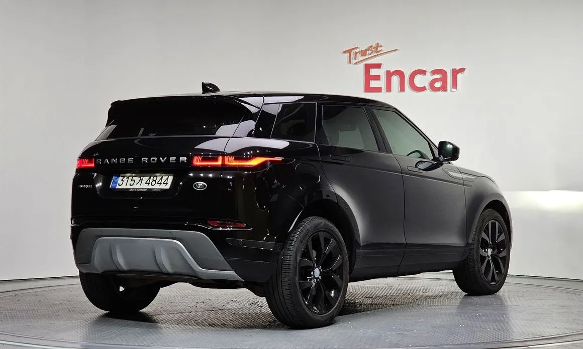 Land Rover Range Rover Evoque — фото 6