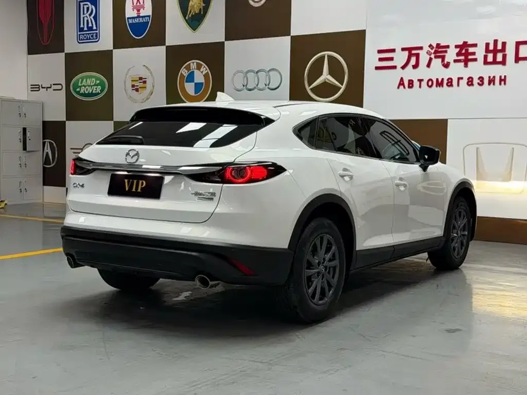 Mazda CX-4 — фото 10