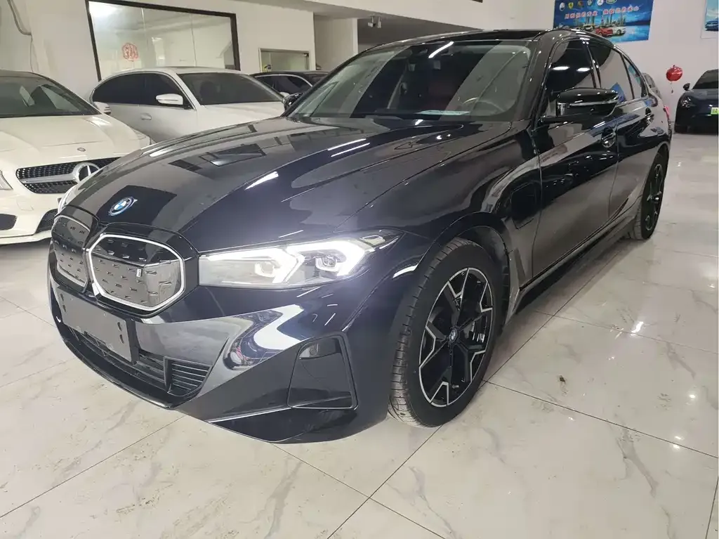 BMW i3 — фото 1