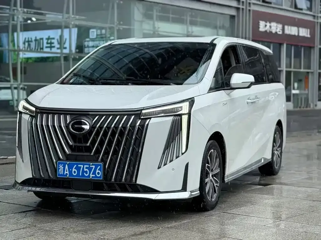 GAC Motor Trumpchi M8 — фото 1
