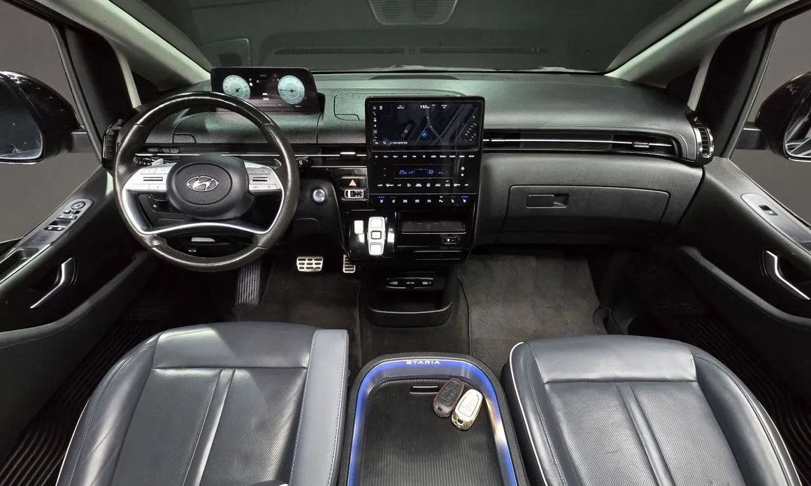 Hyundai Staria — фото 3