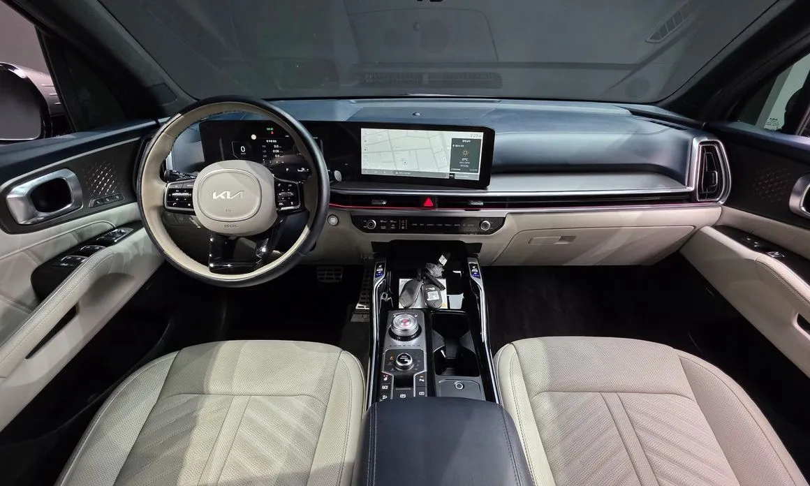 Kia Sorento — фото 10