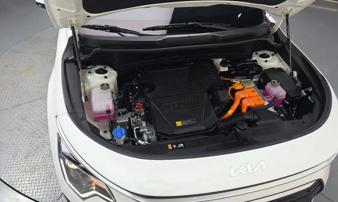 Kia Niro — фото 10
