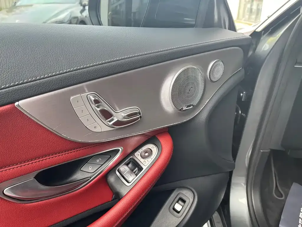 Mercedes-Benz C-Class (Import) — фото 2