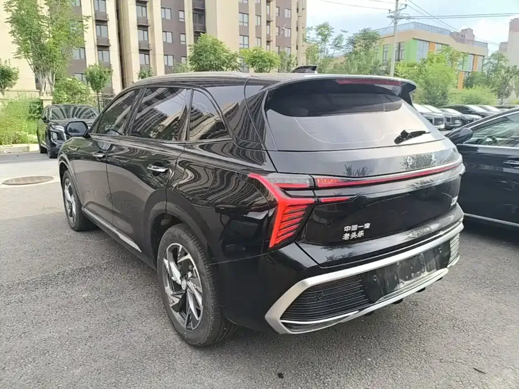 Hongqi HS3 PHEV — фото 8