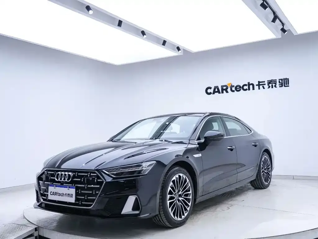 Audi A7L — фото 5
