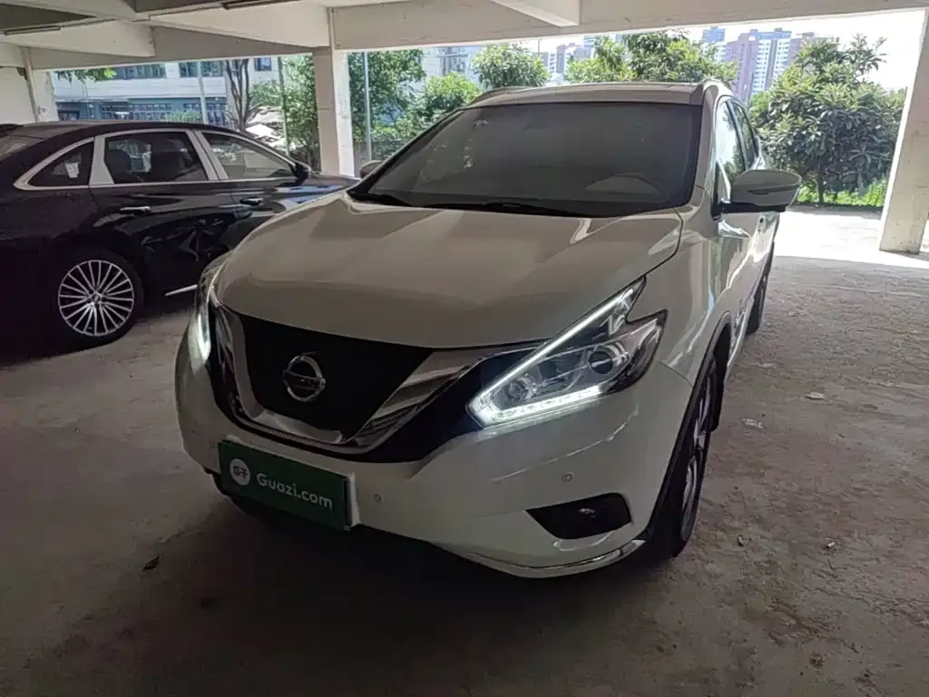 Nissan Murano — фото 1