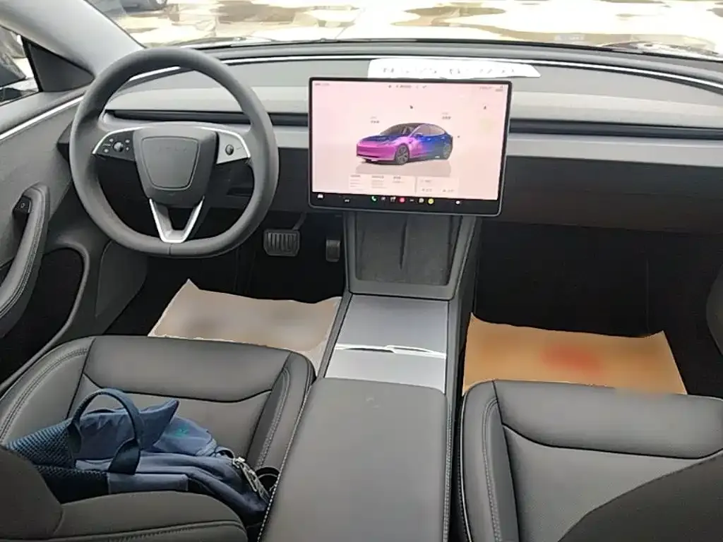 Tesla Model 3 — фото 10