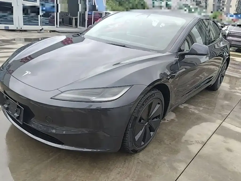 Tesla Model 3 — фото 6