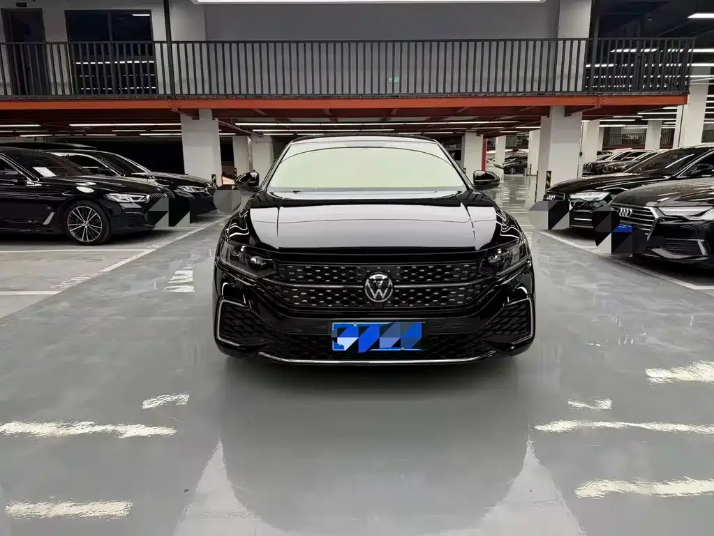 Volkswagen Passat — фото 2