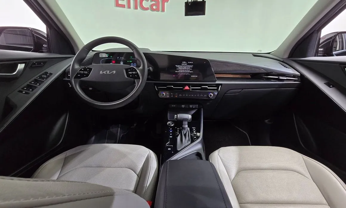 Kia Niro — фото 10