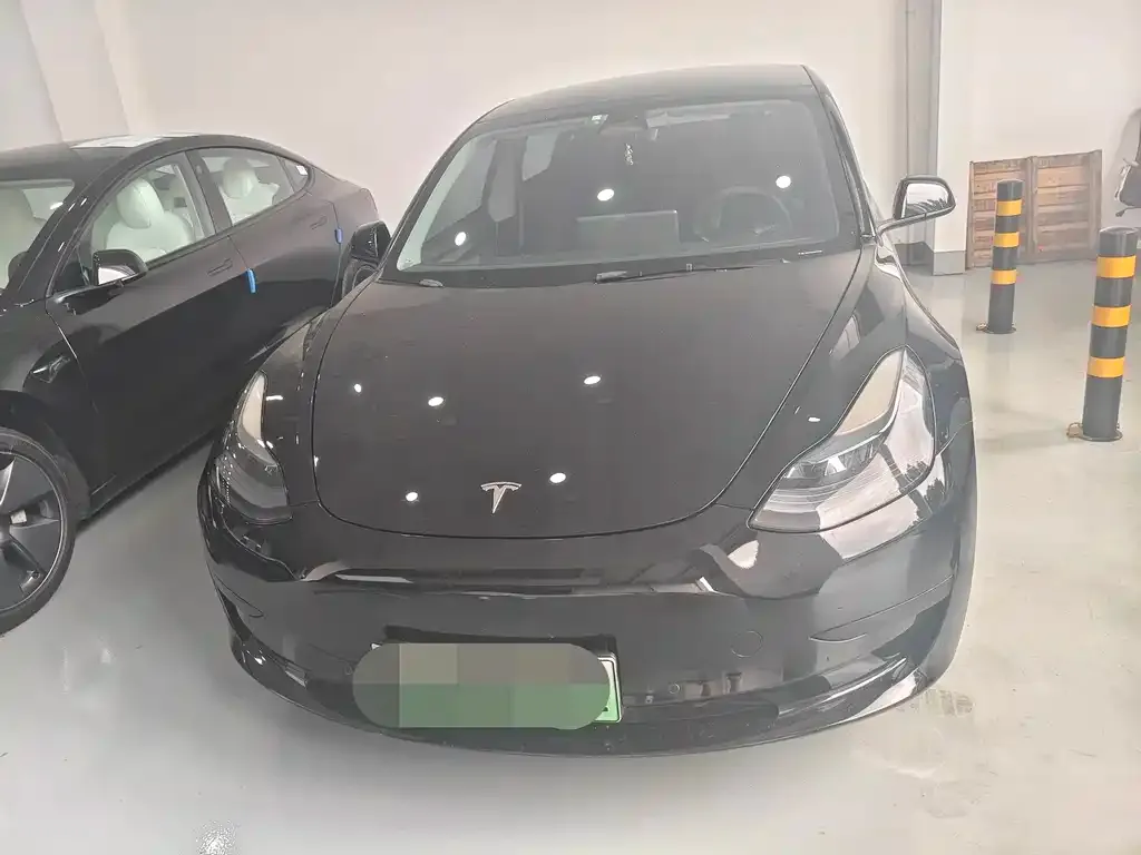 Tesla Model 3 — фото 6
