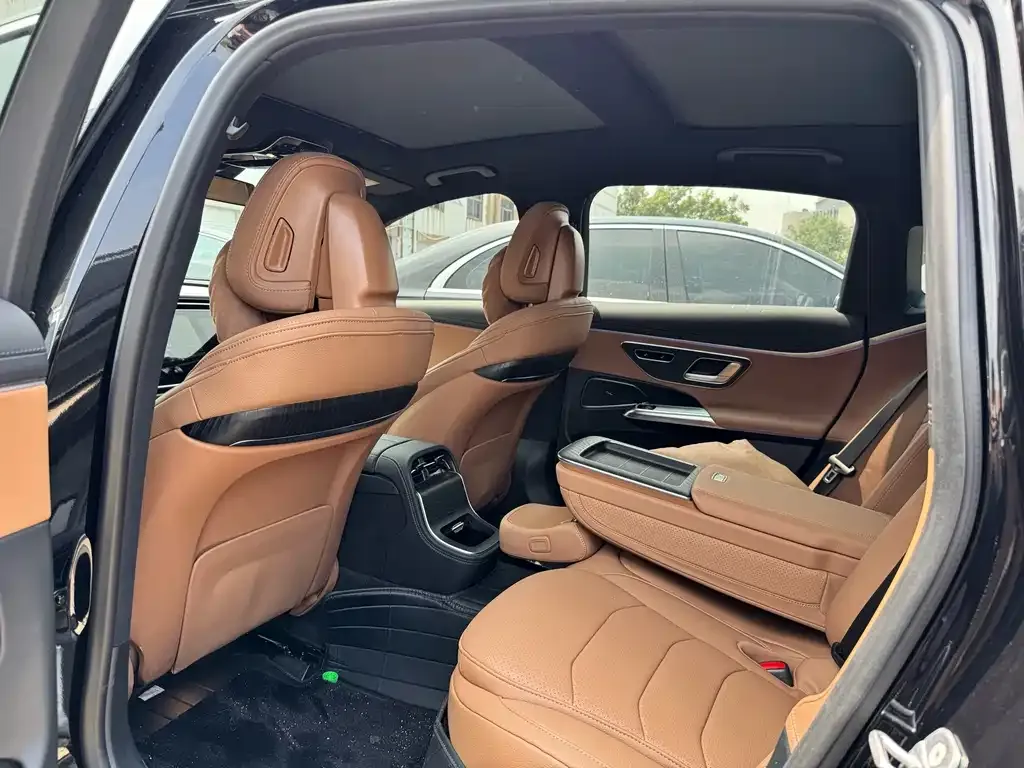 Mercedes-Benz E-Class New Energy — фото 2