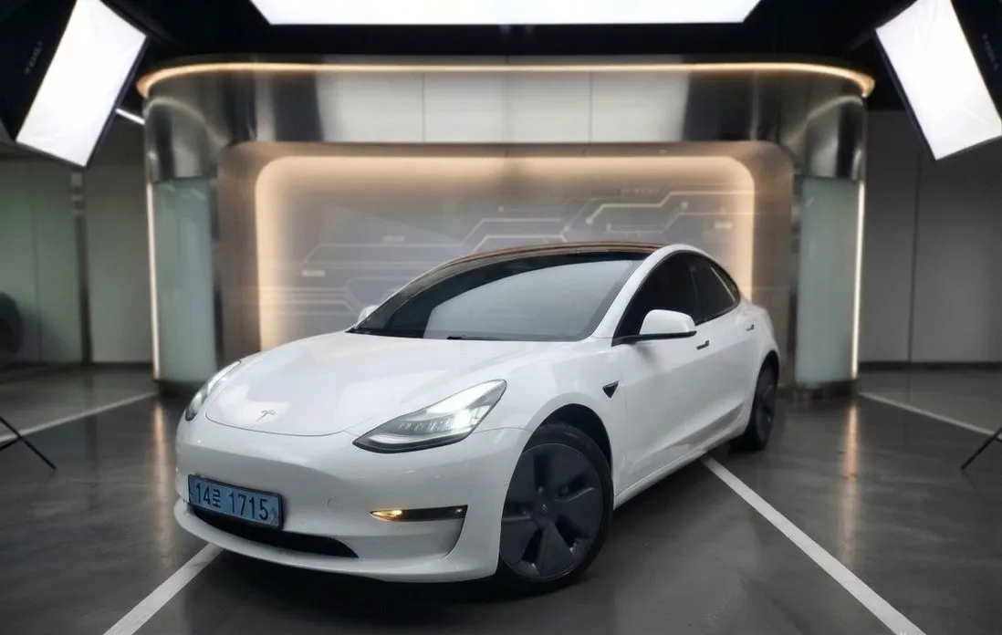 Tesla Model 3 — фото 6