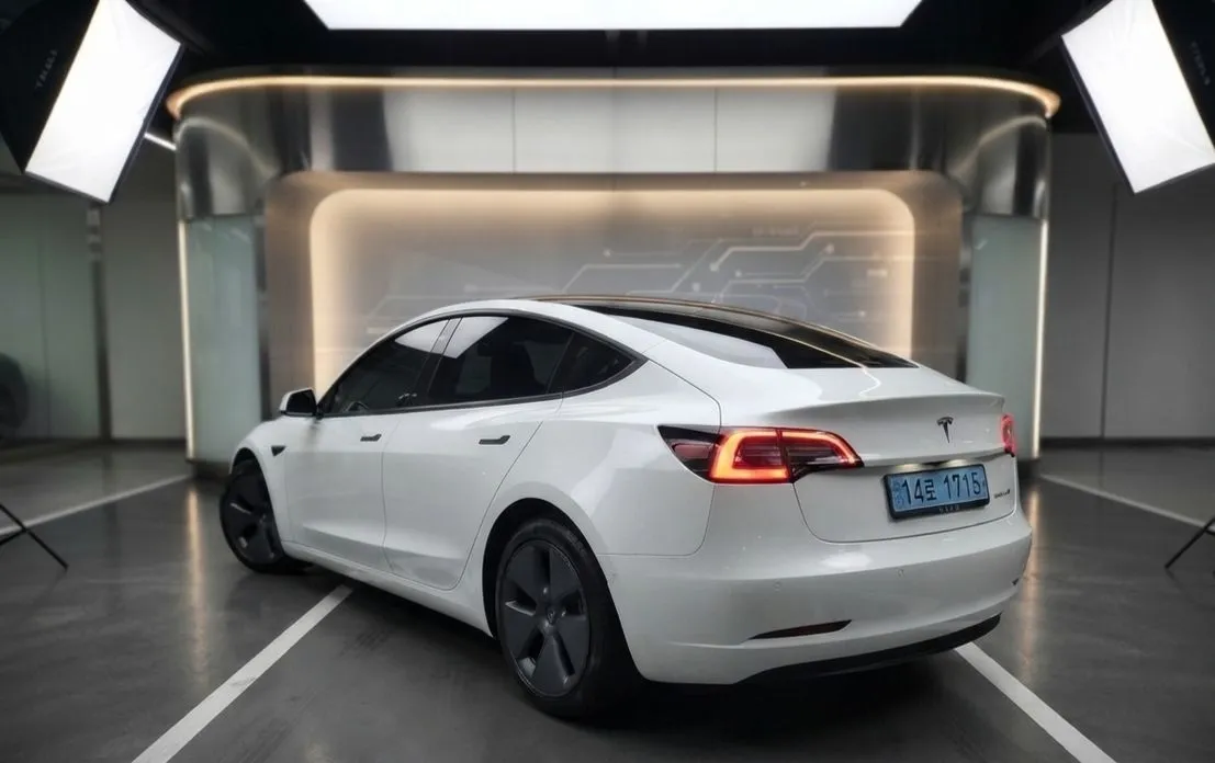 Tesla Model 3 — фото 10