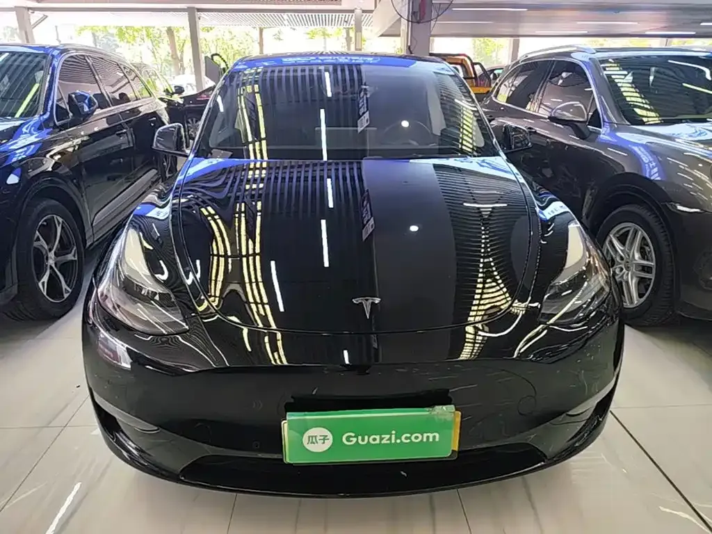Tesla Model Y — фото 4