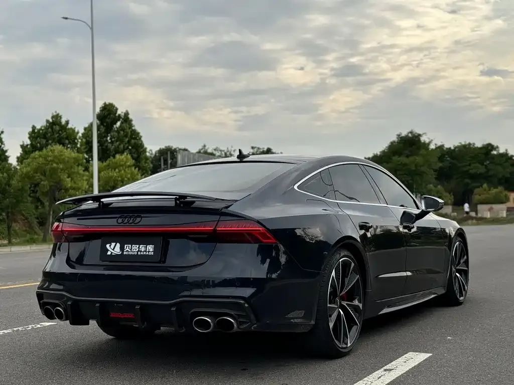 Audi S7 — фото 10