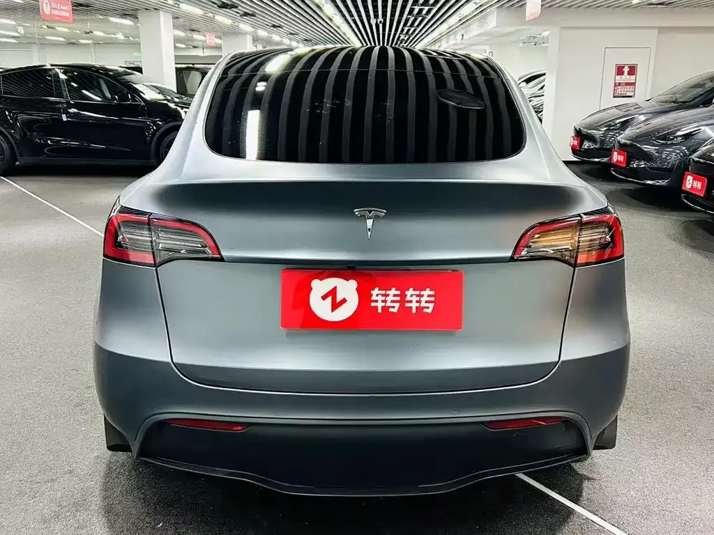 Tesla Model Y — фото 2