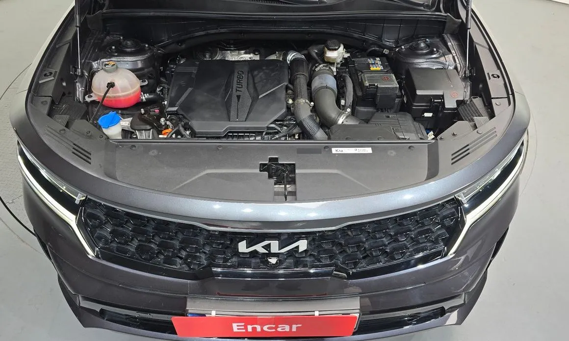 Kia Sorento — фото 10