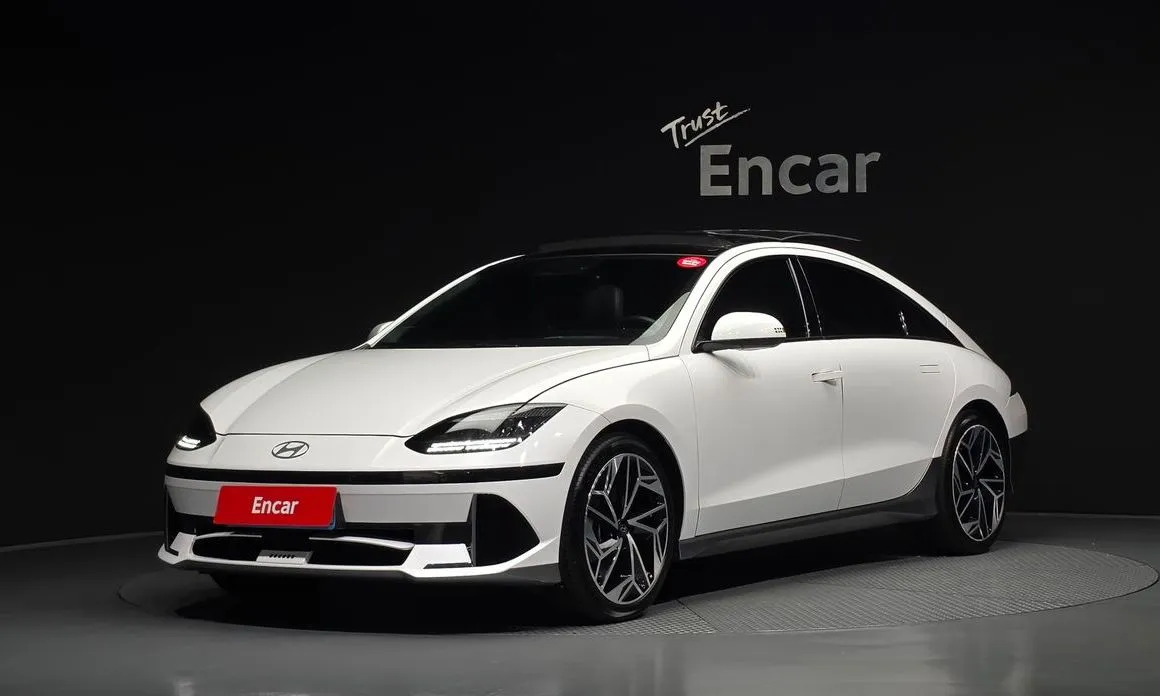Hyundai Ioniq6 — фото 1