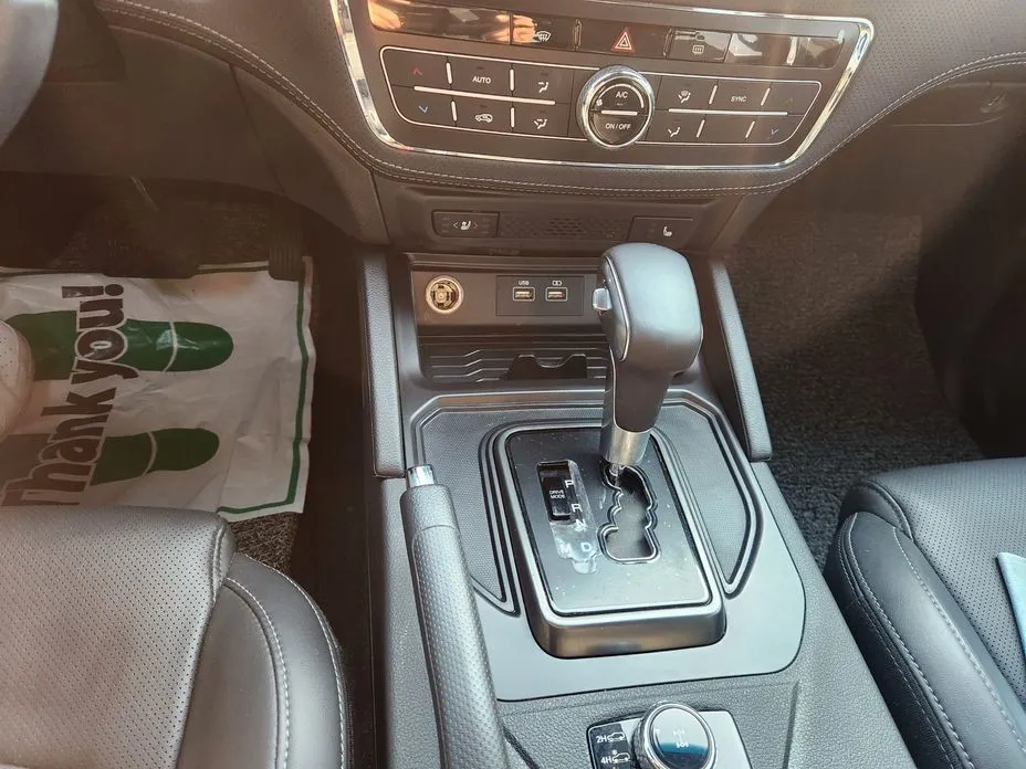 KG Mobility (Ssangyong) Rexton — фото 3