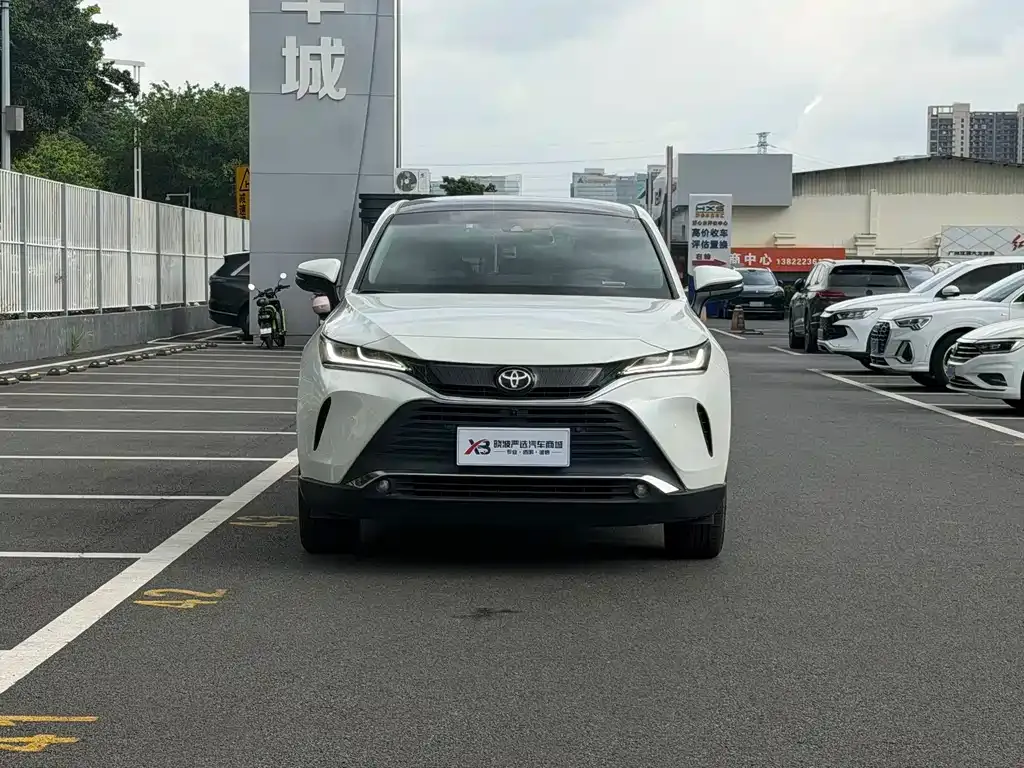 Toyota Harrier — фото 8