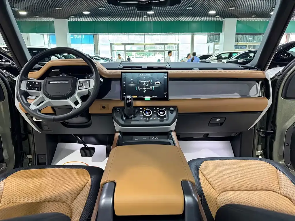 Land Rover Defender — фото 9