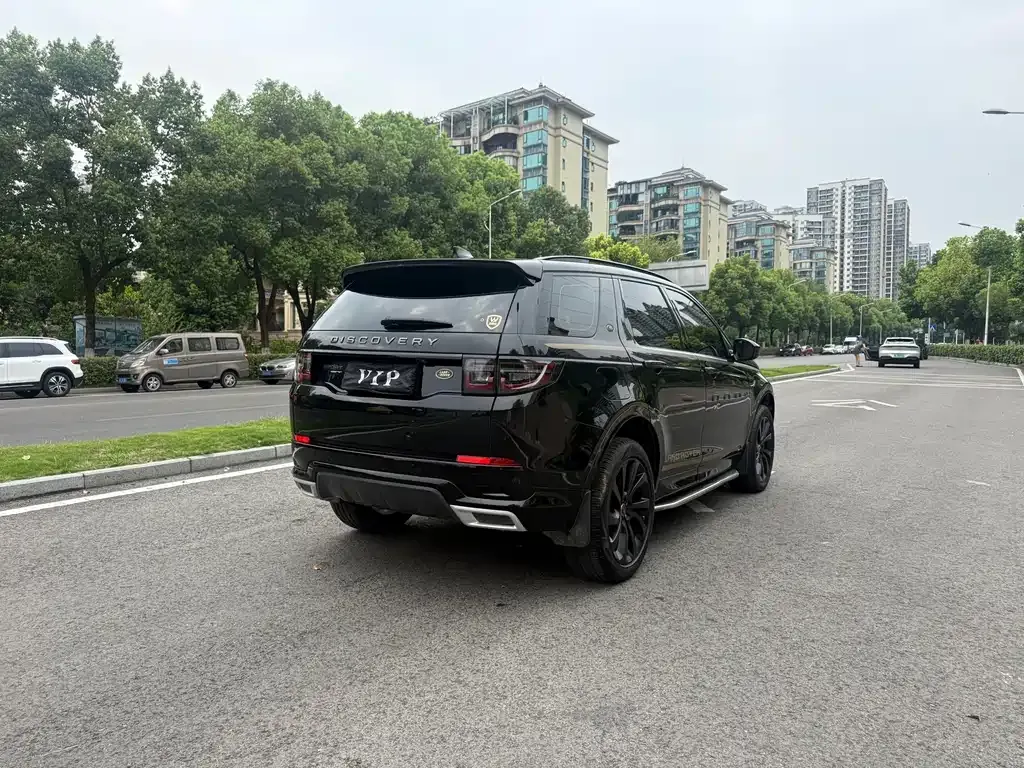 Land Rover Discovery Sport — фото 8