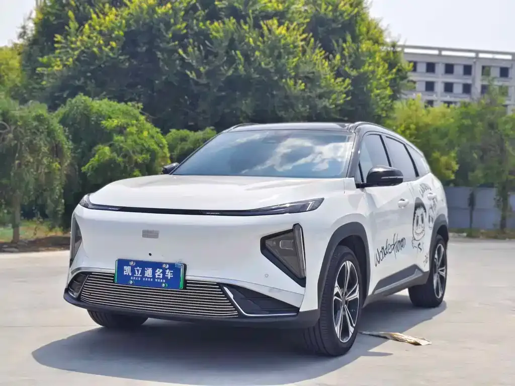 Geely Galaxy L7 — фото 1