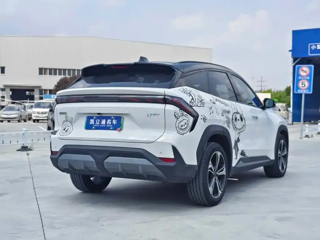 Geely Galaxy L7 — фото 4