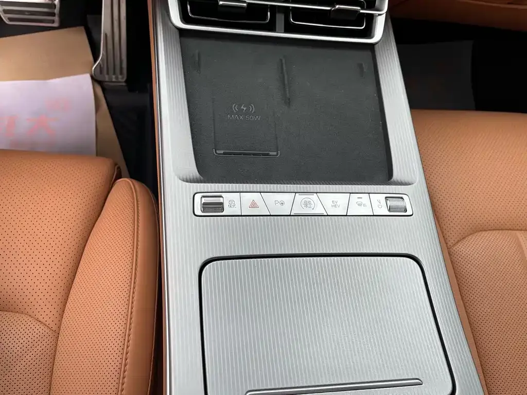 BYD Han L — фото 9