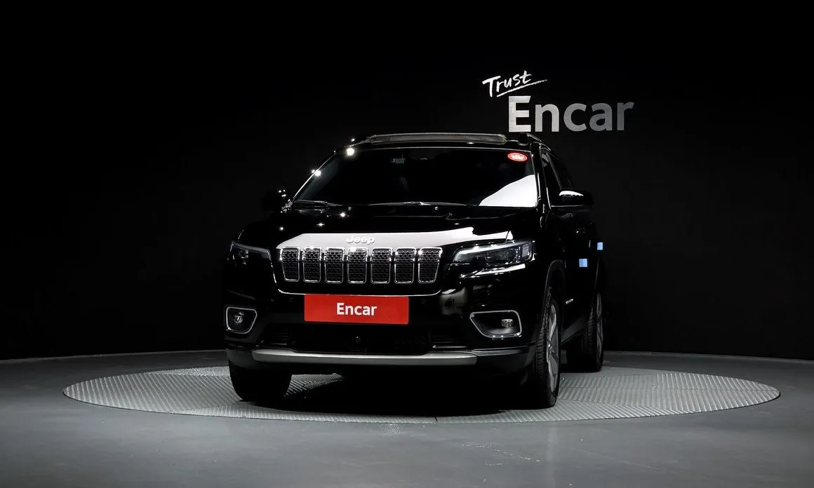 Jeep Cherokee — фото 5