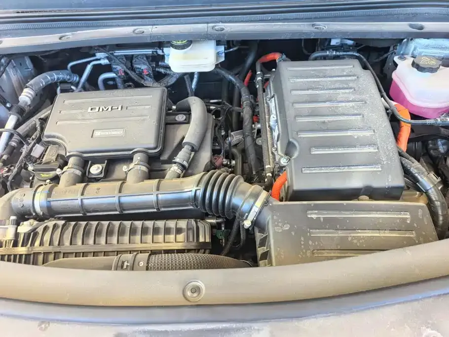BYD L DM-i — фото 8