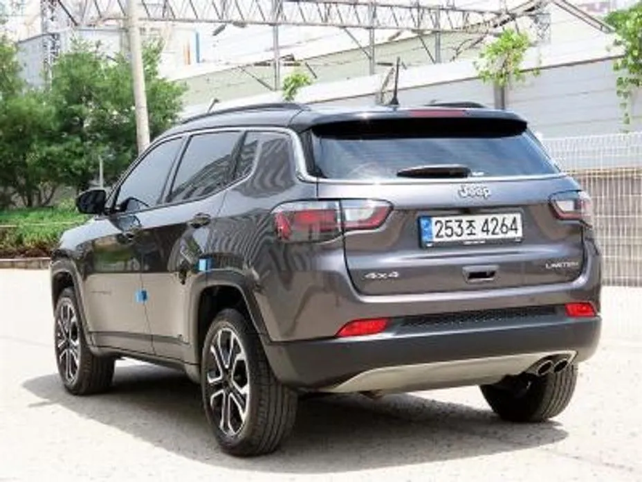 Jeep Compass — фото 2