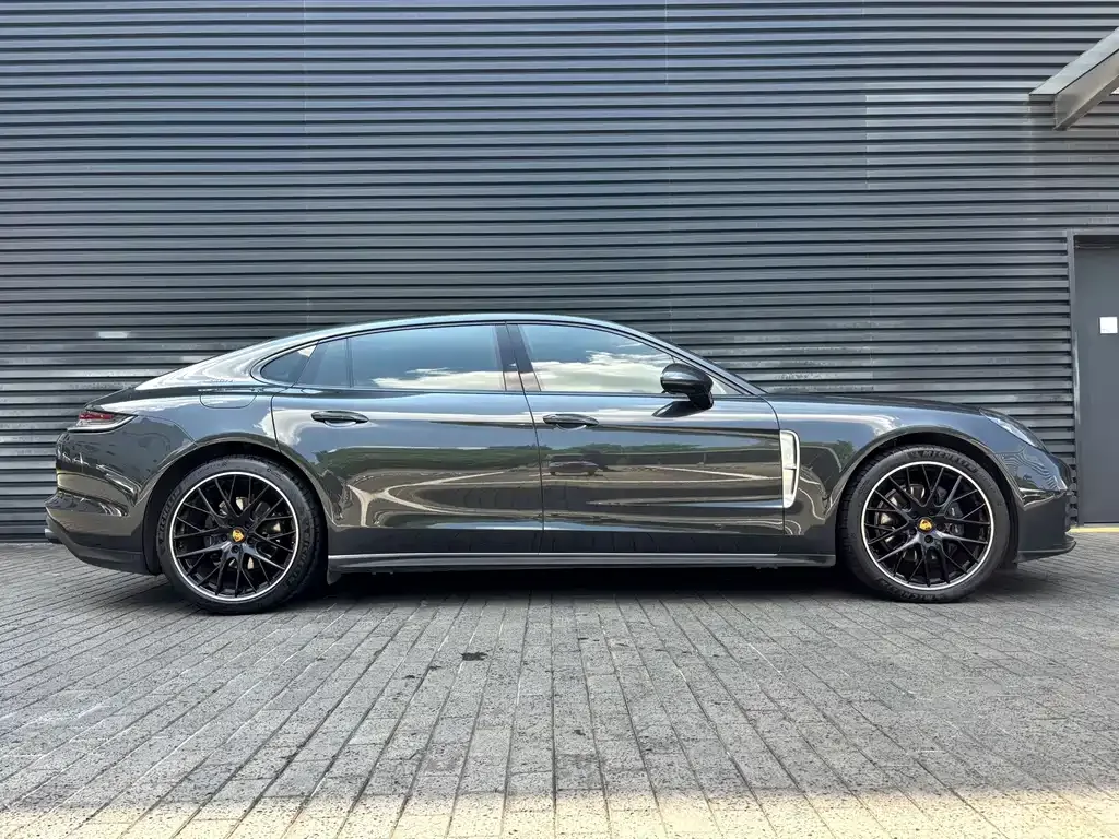 Porsche Panamera — фото 9