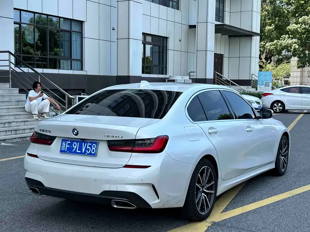 BMW 3 Series — фото 10
