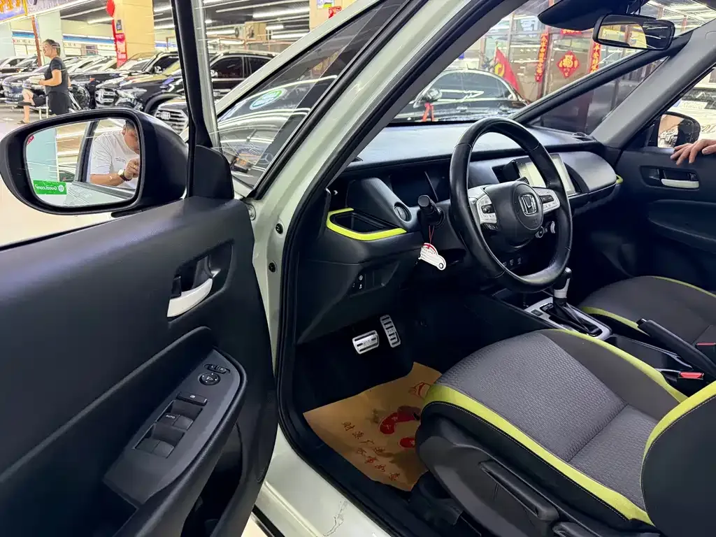 Honda Fit — фото 4
