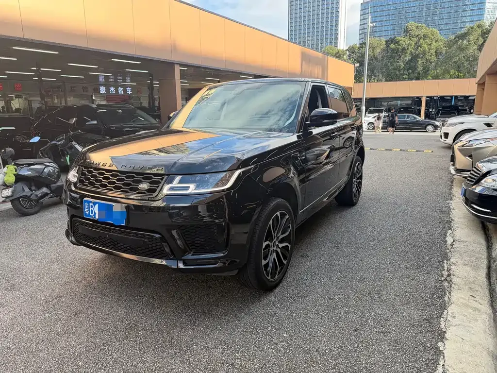 Land Rover Sport — фото 1