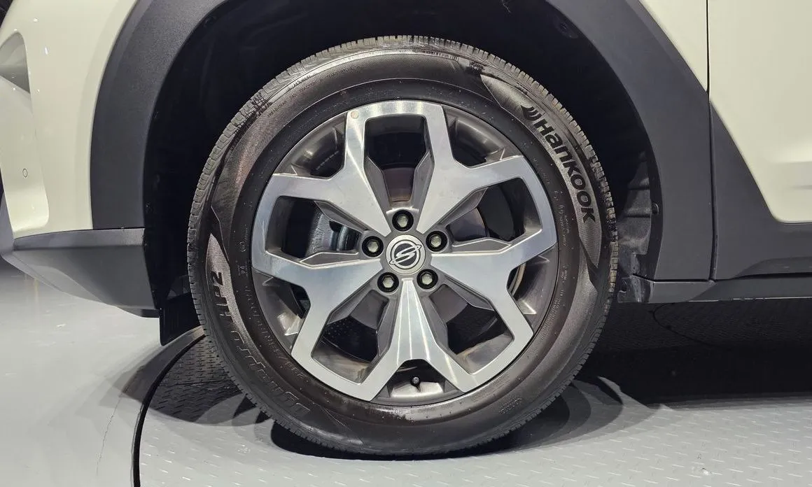 KG Mobility (Ssangyong) Torres — фото 8
