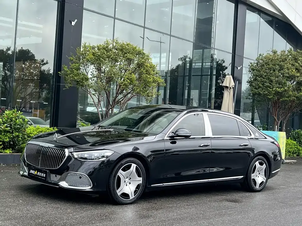 Mercedes-Benz S-Class — фото 1