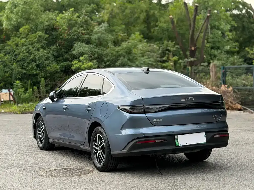 BYD Seal 05 DM-i — фото 9