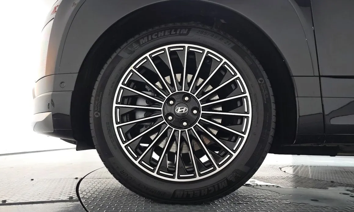 Hyundai Ioniq9 — фото 8
