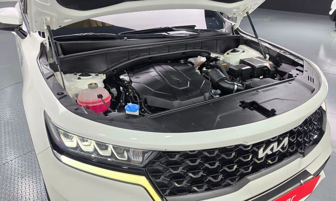 Kia Sorento — фото 10