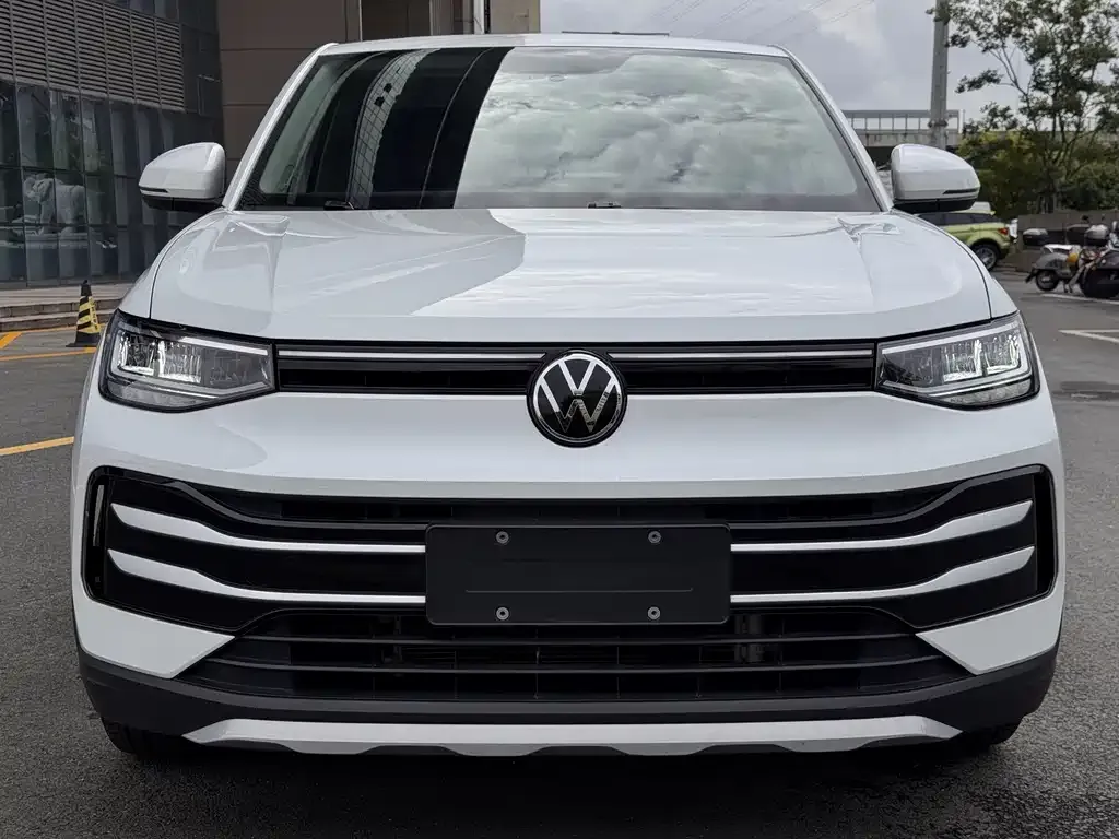 Volkswagen Tharu — фото 4